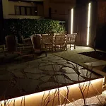Nieuw App Met Tuin En Terras, Gratis Parking, Aan Zee, Vlakbij Brugge
