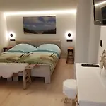 Apartment Nieuw App Met Tuin En Terras, Gratis Parking, Aan Zee, Vlakbij Brugge