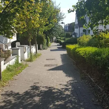 Apartment Nieuw App Met Tuin En Terras, Gratis Parking, Aan Zee, Vlakbij Brugge