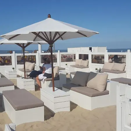 Nieuw App Met Tuin En Terras, Gratis Parking, Aan Zee, Vlakbij Brugge アパート *