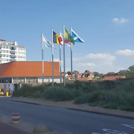 Nieuw App Met Tuin En Terras, Gratis Parking, Aan Zee, Vlakbij Brugge