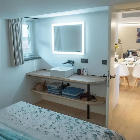 Nieuw App Met Tuin En Terras, Gratis Parking, Aan Zee, Vlakbij Brugge *