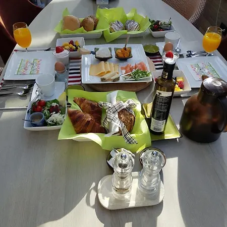 Nieuw App Met Tuin En Terras, Gratis Parking, Aan Zee, Vlakbij Brugge * Duinbergen