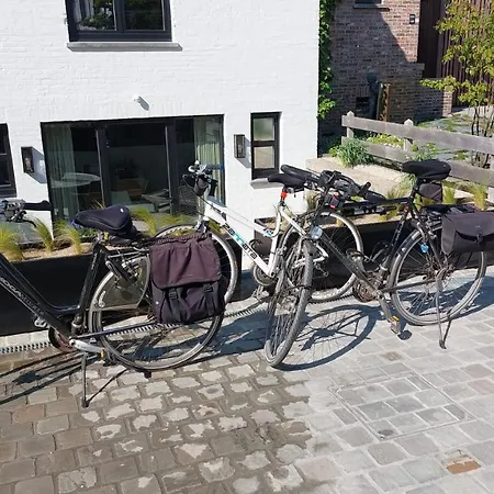 Nieuw App Met Tuin En Terras, Gratis Parking, Aan Zee, Vlakbij Brugge アパート *